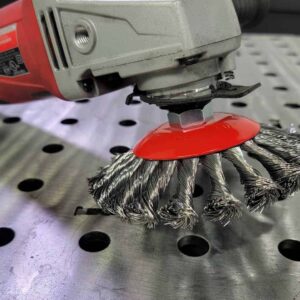 Beveled Twisted Knot Wire Wheel 5in