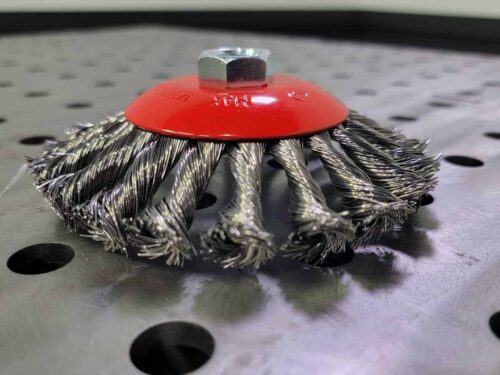 Beveled Twisted Knot Wire Wheel 5in