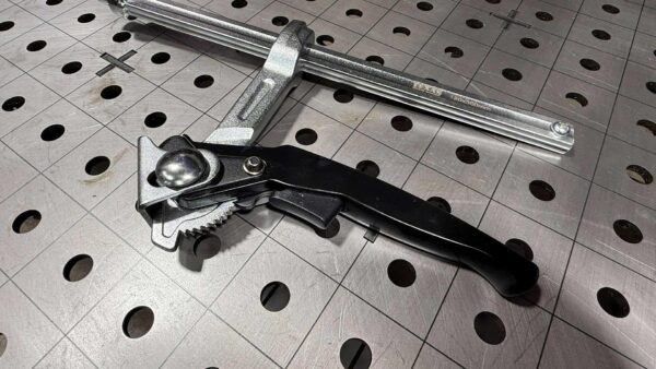 Ratchet Handle Clamp w/ Integrated Stud